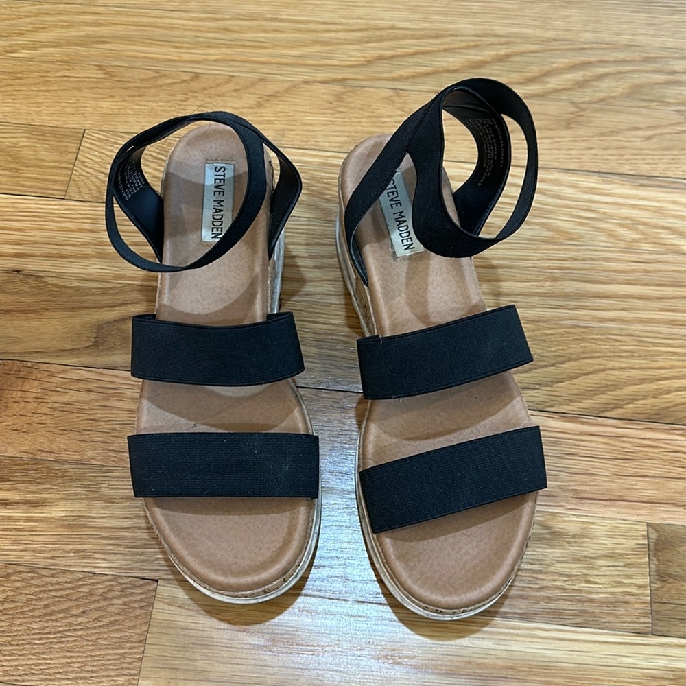 Steve Madden Bandi platform wedge with elastic straps - black size 9
